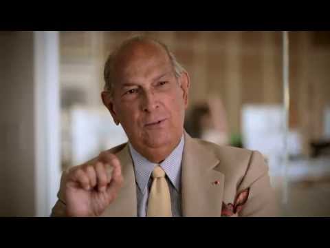 Oscar de la Renta: American Icon