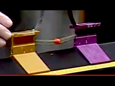 8.01x - Lect 15 - Momentum, Conservation of Momentum, Center of Mass