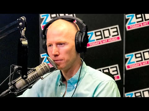 Pilot Explains WHEN You Should be Nervous | Hey Morton