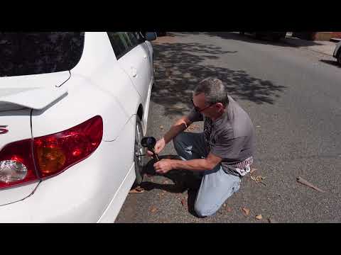 Fanttik X9 Classic Portable Tire Inflator, Jet-Inflate Air Compressor with Light and Power Bank, 150