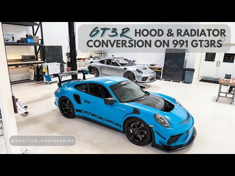 GT3R Hood and Trunk Mounted Radiator Conversion with GT3R Mirrors on 991 GT3RS