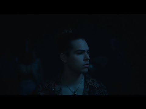 Chasin’ - Jourdan Blue (OFFICIAL LYRIC VIDEO)