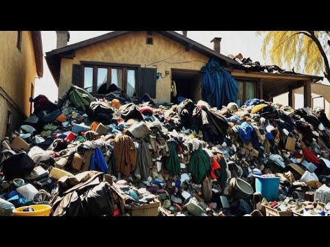 😢Rich People Actually Bring Garbage Home! #Hoarding