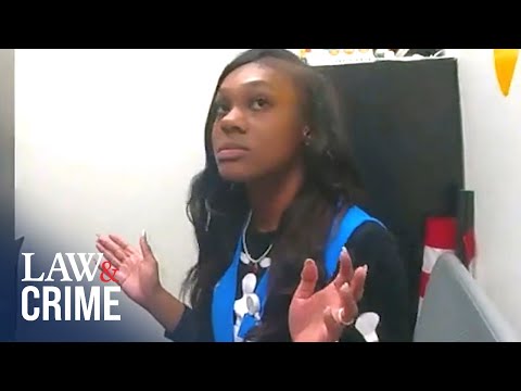 Walmart Cashier Goes Crazy After She Gets Caught Stealing