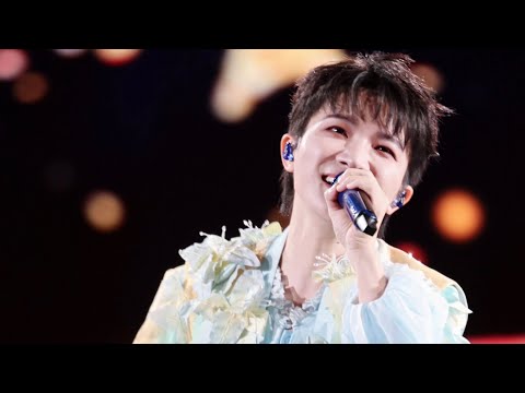 [周深ZhouShen Charlie] 《依兰爱情故事》LIVE - 250810【ShenShen's Concert Tour - Harbin】4K Focus