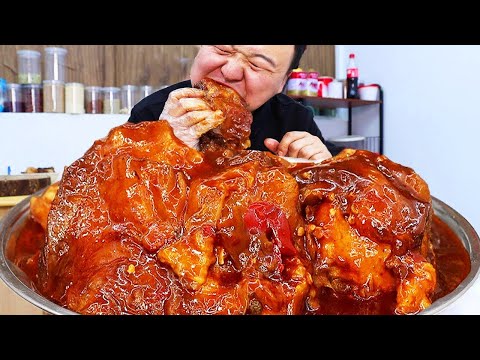 Ah Qiang makes Spicy Stewed Beef Nest Bone, spicy and Q bomb! ｜Super Satisfying Mukbang