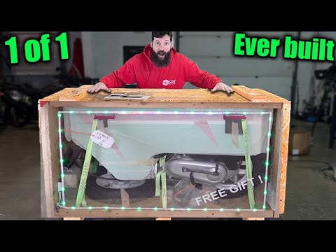 Subscriber hand builds me an insane Motorcycle