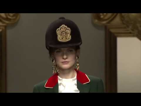 Moschino Fall Winter 2013 2014 Fashion Show