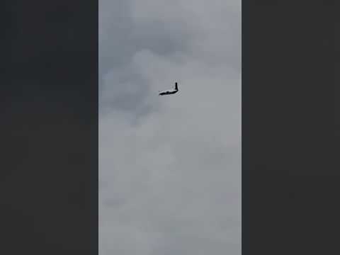 Billy Bishop Airport Runway Plane Spotting (feat. Porter Dash 8)