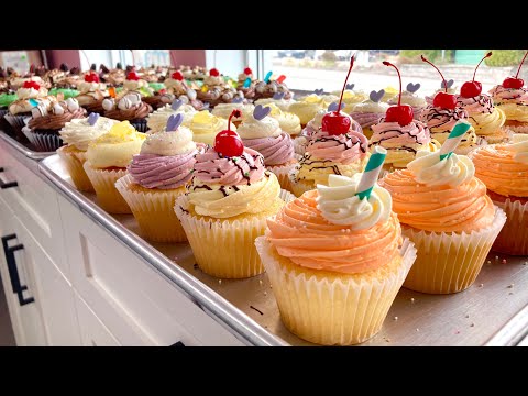 Decorating 150 Cupcakes | Real Time [No Talking][No Music]