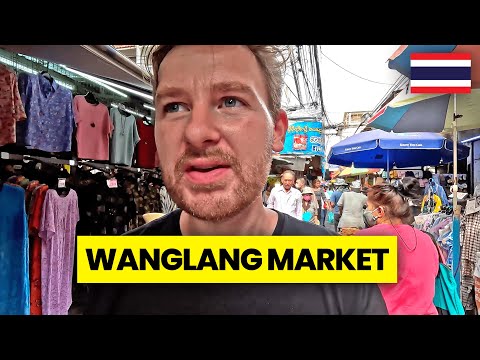 EXTREMELY LOCAL Street Food and Shopping at Wang Lang Market 🇹🇭 Bangkok, Thailand