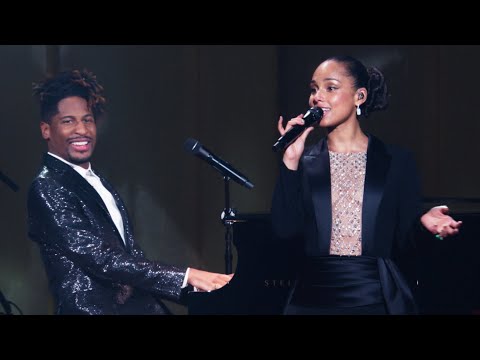 Alicia Keys - Feeling Good / The Christmas Song ft. Jon Batiste (Apple Music Live Holiday Ball)
