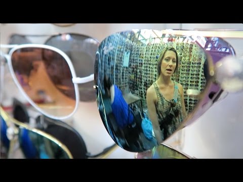 Shopping for Knock-Offs on PETALING STREET in Chinatown | Kuala Lumpur