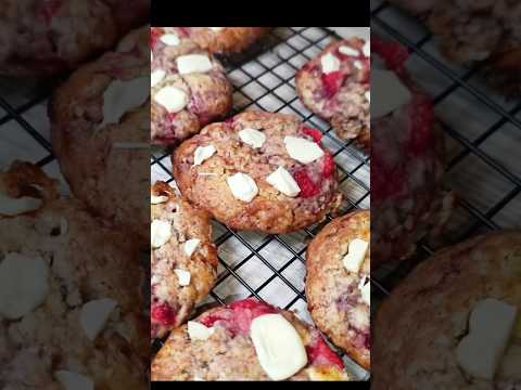 Cookies fraise 🍓 chocolat blanc 🤍 ultra fondants 😍 #cookies #recettefacile