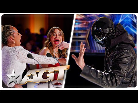 HOW Did He Do THAT?! Magician Combines AI With Magic on America's Got Talent 2025!