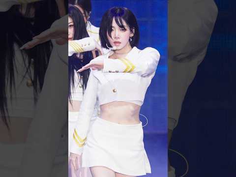 낰키 러브 #김나경 #KimNaKyoung #트리플에스 #tripleS #FAKELOVE