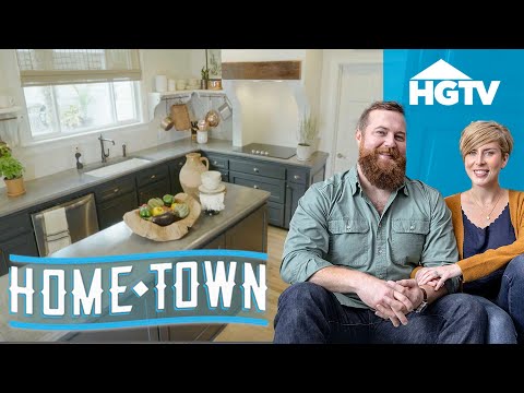 HUGE Home With Modern Interior! | Hometown | HGTV