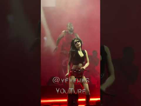 😎 JENNIE BLACKPINK COACHELLA WK2 like JENNIE #jenlisa #blackpink #kpop #jenchella