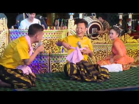 ဆိုင်းဆရာစိန်ကံပွင့်နဲ့ မင်းသားဝိုင်းချစ်ဟာသ😂😁#ကံပွင့်#ဝိုင်းချစ်ဟာသ