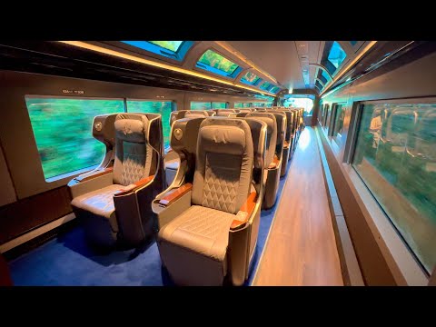 Riding on Japan's Luxurious Train | Saphir ODORIKO 🚈