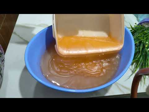 Make this liquid soap at home for free; it will save you money for the whole month.