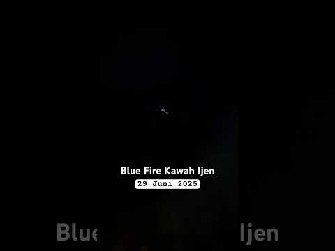 Blue fire, hanya ada 3 di dunia #Ijen #kawah #crater #banyuwangi #indonesia