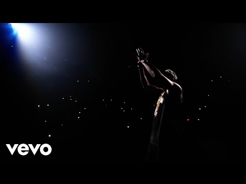JAŸ-Z - Run This Town (Live In Brooklyn) ft. Rihanna, Kanye West