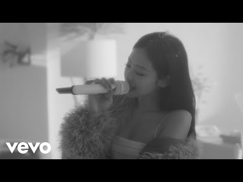 JENNIE - start a war (Official Live Performance Video)