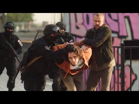 ОСТРОСЮЖЕТНЫЙ КРИМИНАЛЬНЫЙ ВЗРЫВ! МЕНТЫ БРОСАЮТ ВЫЗОВ ПРЕСТУПНОМУ МИРУ НЕ ЖАЛЕЯ СВОИ ЖИЗНИ!