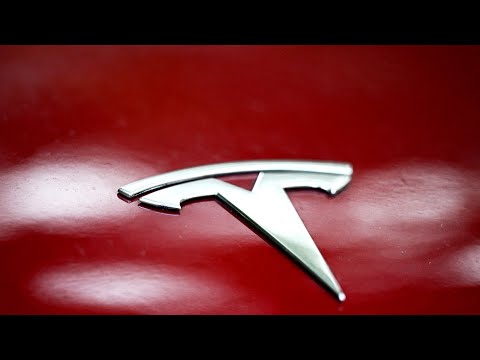 Tesla Shareholders Close to Deciding on Musk's $1 Trillion Pay Package