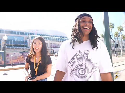 Agent And Extra Emily Take Over Twitchcon