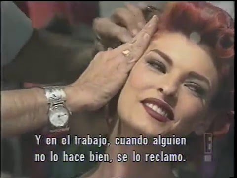 Fashion File : LINDA EVANGELISTA