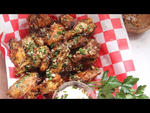 Restaurant Style Garlic Parmesan Wings