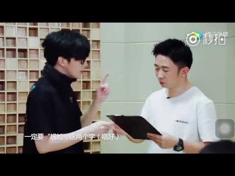 薛之谦 无限歌谣季 （花絮） 老薛教杨迪唱《怪咖》莫名被“给我个说法”洗脑！好搞笑啊啊啊！