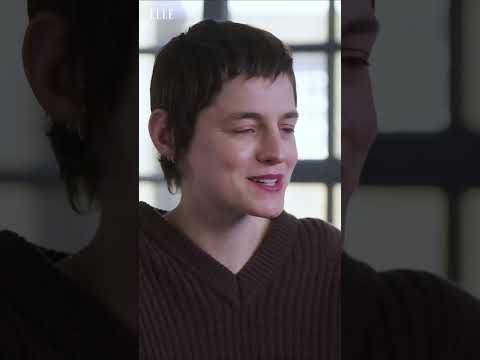 Emma Corrin Reveals Their Obsession With Google Maps | ELLE UK