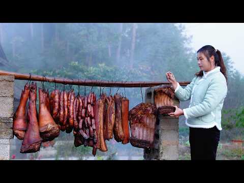 How Much Smoked Bacon Can One Pig Make? Enough for One Person to Eat for a Year!
