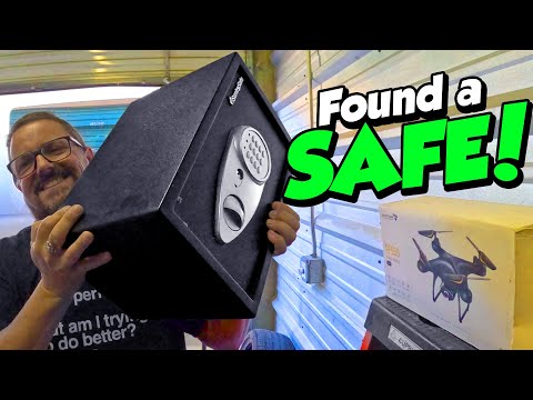 LOCKED SAFE found in abandoned storage unit!