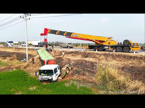 NEW MIX Expert Operating Of Recovery Long Truck Falling Down From Highway Road