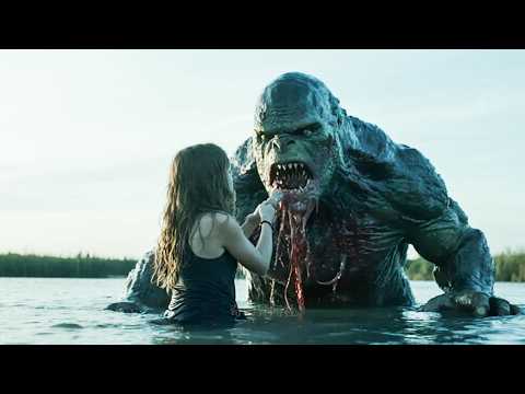 Father battles river-dwelling beast to save his daughter