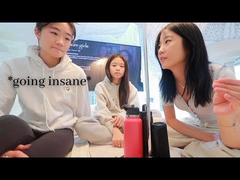 24 HOUR BLANKET FORT CHALLENGE!!