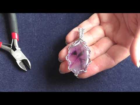 Beautiful and simple pendant with wire. Wire wrap