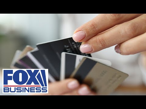 Credit card debt hits record: What the average American owes