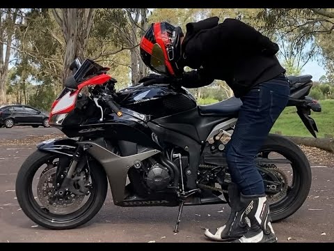 [廣東詁] 揸啡鈴車 如何減輕腰痛