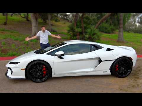 The Lamborghini Temerario Is an Awesome $450,000  Supercar