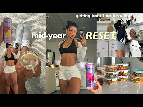 *productive*vlog | mid-year reset, getting back into a 5am routine after traveling + apartment clean