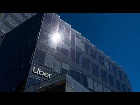 Uber CEO Talks Driverless Car Growth and Earnings