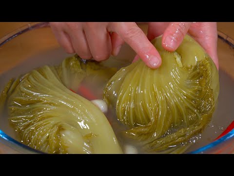 小時候媽媽常做這樣的酸菜，金黃酸脆，幹淨衛生又好吃，而且沒有任何的添加劑！#like #food #cooking #做飯 #美食分享