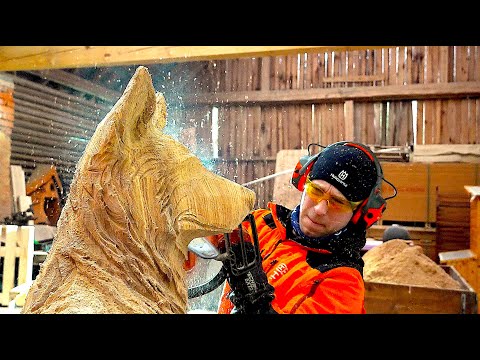 Amazing Giant Log Becomes a Life-Size German Shepherd | Chainsaw Carving