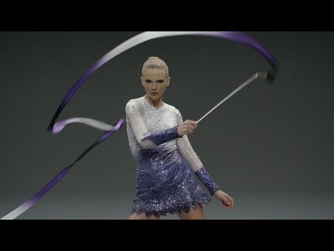 Taylor Swift - Shake It Off Outtakes Video #6 - The Ribbon Dancers (Behind The Scenes Video)
