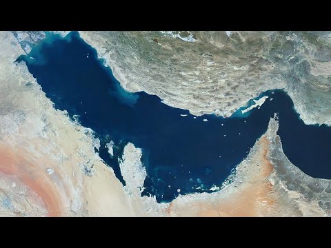 US, Iran Weigh New Talks as Tanker Crosses Hormuz